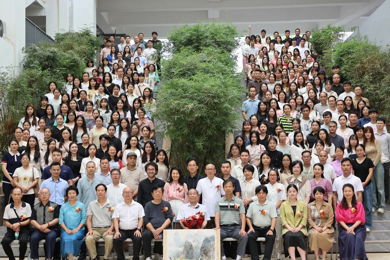 桂平市中小学美术教师水彩画专题培训活动暨大藤峡水彩画社成立仪式在我校顺利举行 丨 JNTY.COM江南体育（中国）科技公司